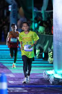 BIB: 1300
                            <button type="button" onclick="openModal(26223098)" class="btn btn-primary btn-sm float-right btn-popup" data-toggle="modal" data-target=".modal-high-quality">
                        <i class="fas fa-shopping-cart"></i> Add to Cart
                    </button>
                                            <button type="button" onclick="isThisMe(26223098, true)" class="btn btn-success btn-sm float-right btn-popup btn-isme hidden" data-toggle="tooltip" data-placement="bottom" title="นี่คือรูปของคุณใช่ไหม คลิกที่นี่เพื่อเอาเข้าอัลบั้ม">
                        <i class="fas fa-plus"></i> Add to album
                    </button>
                    <button type="button" onclick="isThisMe(26223098, false)" class="btn btn-warning btn-sm float-right btn-popup btn-isnotme hidden">
                        <i class="fas fa-ban"></i> Remove from album
                    </button>